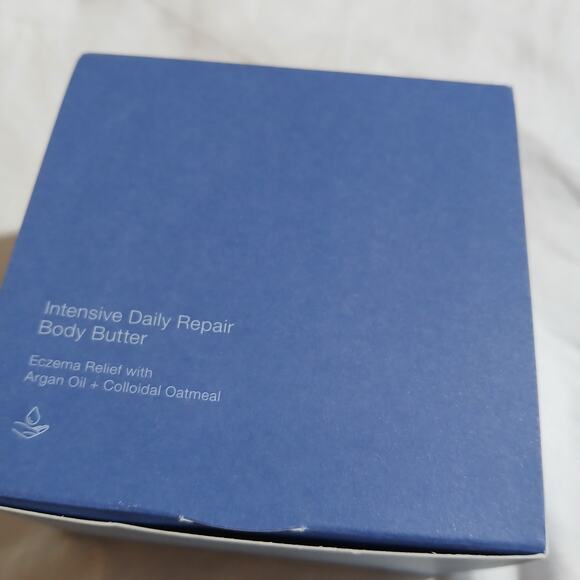 Josie Maran Argan Apothecary Intensic=ve daily repair body butter 6 oz - Picture 3 of 10